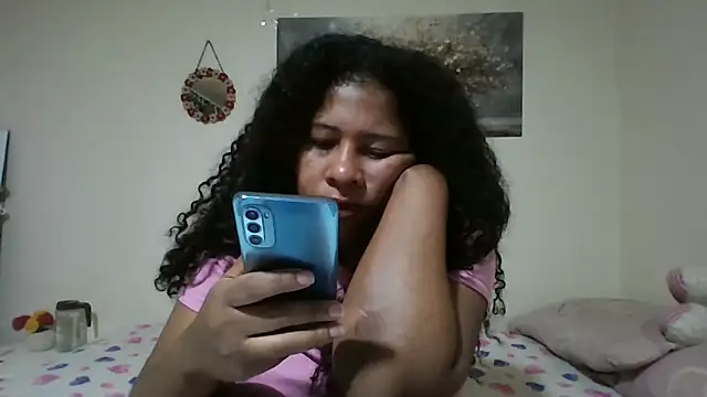 Snapshot of Ivon-09 chatting on May 2026 12:32:02 PM Ivon-09 online show from May 2026 12:32:02 PM