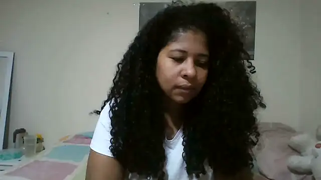 Snapshot of Ivon-09 chatting on June 2026 12:06:02 PM Ivon-09 online show from June 2026 12:06:02 PM
