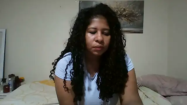 Snapshot of Ivon-09 chatting on June 2026 12:30:01 PM Ivon-09 online show from June 2026 12:30:01 PM