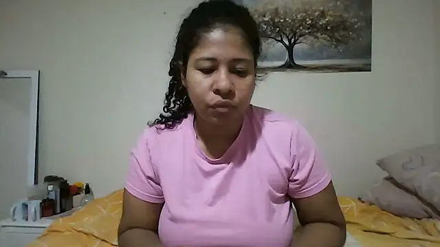 Snapshot of Ivon-09 chatting on June 2026 12:09:02 PM Ivon-09 online show from June 2026 12:09:02 PM