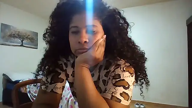 Snapshot of Ivon-09 chatting on June 2026 12:42:01 AM Ivon-09 online show from June 2026 12:42:01 AM