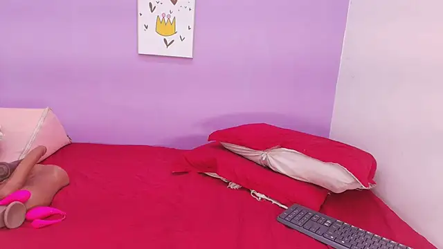 veronica sinner  online show from February 2025 12:00:01 PM