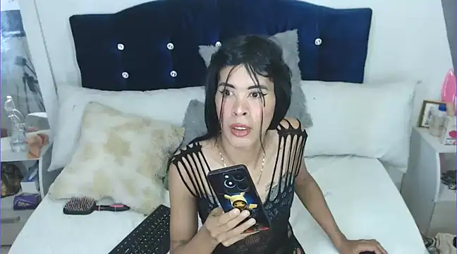 Snapshot of poison_girl21 chatting on January 2025 04:28:01 PM poison girl21 online show from January 2025 04:28:01 PM