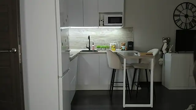 nilliluv online show from February 2026 04:11:02 PM