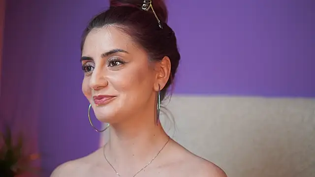 Snapshot of SabrinaHope chatting on June 2026 01:28:02 AM SabrinaHope online show from June 2026 01:28:02 AM