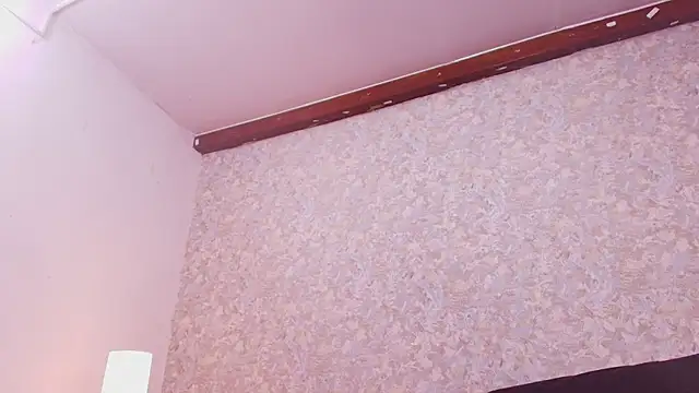 nicol f online show from September 2025 07:08:01 PM