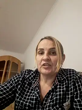 Malichkaanna30 online show from February 2025 04:46:01 PM