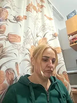 Malichkaanna30 online show from October 2025 02:18:01 PM