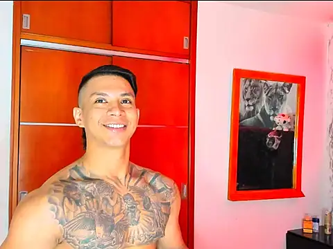 Snapshot of Aaron_Toy chatting on January 2026 08:45:01 PM Aaron Toy online show from January 2026 08:45:01 PM