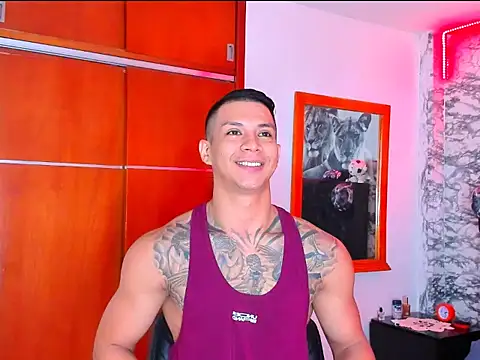 Snapshot of Aaron_Toy chatting on January 2026 04:09:02 PM Aaron Toy online show from January 2026 04:09:02 PM