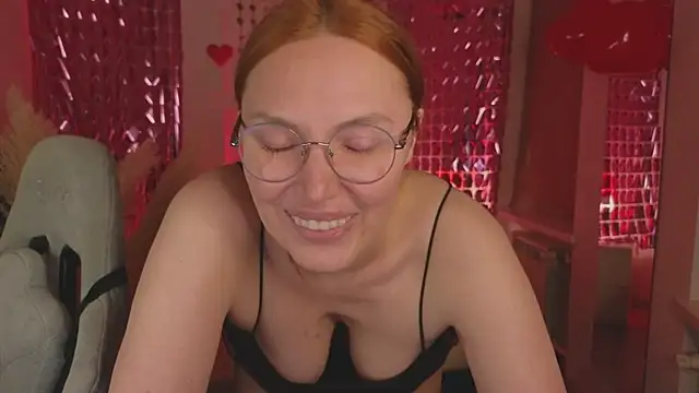 Snapshot of Love_Call chatting on February 2025 11:23:01 AM Love Call online show from February 2025 11:23:01 AM