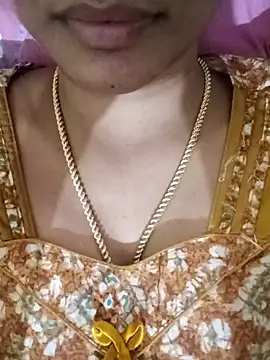 Snapshot of Ambika01 chatting on January 2025 07:24:01 AM Ambika01 online show from January 2025 07:24:01 AM