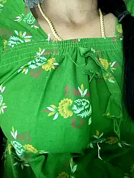 Snapshot of Ambika01 chatting on April 2026 07:31:01 AM Ambika01 online show from April 2026 07:31:01 AM
