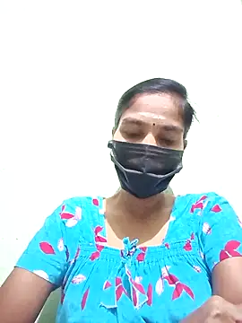 Snapshot of anusiya01 chatting on January 2025 02:47:02 PM anusiya01 online show from January 2025 02:47:02 PM