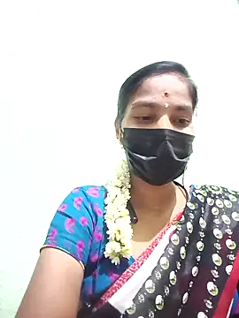 Snapshot of anusiya01 chatting on February 2025 03:52:01 PM anusiya01 online show from February 2025 03:52:01 PM