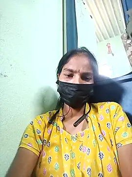 Snapshot of anusiya01 chatting on February 2025 05:33:01 AM anusiya01 online show from February 2025 05:33:01 AM