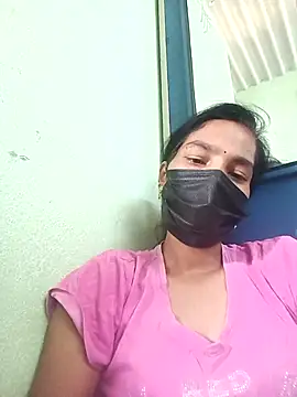 Snapshot of anusiya01 chatting on September 2025 05:52:02 AM anusiya01 online show from September 2025 05:52:02 AM