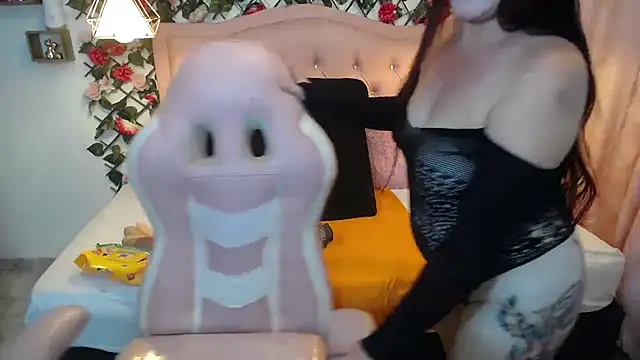 Snapshot of ElizabethSweet_ chatting on January 2025 07:24:01 PM ElizabethSweet online show from January 2025 07:24:01 PM