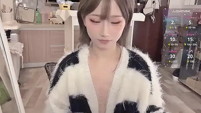 Snapshot of -XunMengLong- chatting on February 2025 09:41:02 PM -XunMengLong- online show from February 2025 09:41:02 PM