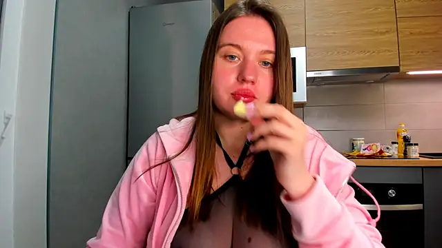 cutegirlonline29 online show from April 2026 07:58:02 PM