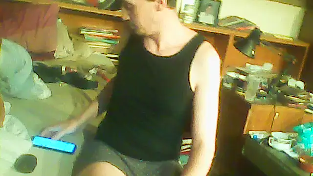 HOTMENVERYHOT online show from April 2026 05:38:02 PM