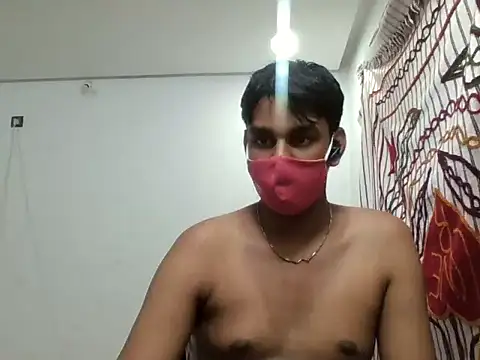 brownguy1234 online show from December 2024 06:17:02 PM