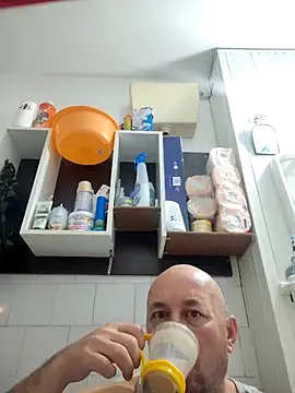 intx800 online show from November 2025 03:19:01 AM