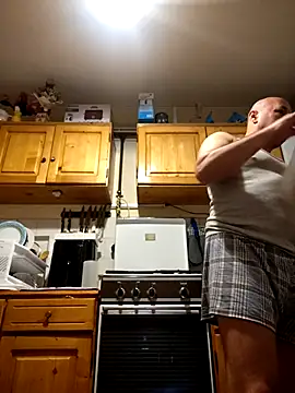 intx800 online show from November 2025 03:06:02 AM