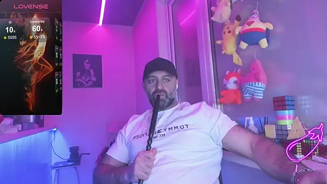 Snapshot of MAGABEAR077 chatting on February 2025 04:03:02 PM MAGABEAR077 online show from February 2025 04:03:02 PM