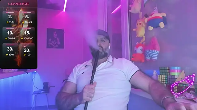 Snapshot of MAGABEAR077 chatting on March 2025 04:43:01 AM MAGABEAR077 online show from March 2025 04:43:01 AM
