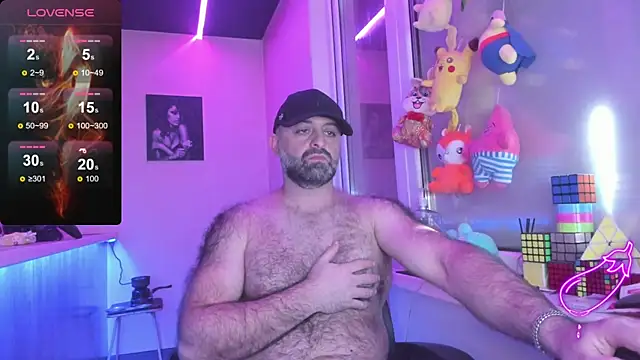 Snapshot of MAGABEAR077 chatting on March 2025 06:53:02 PM MAGABEAR077 online show from March 2025 06:53:02 PM