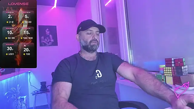 Snapshot of MAGABEAR077 chatting on September 2025 08:19:01 PM MAGABEAR077 online show from September 2025 08:19:01 PM
