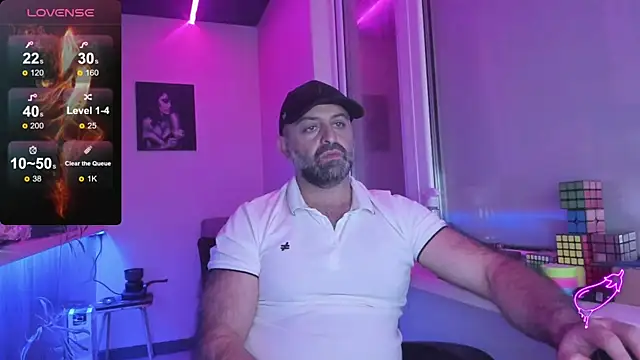 Snapshot of MAGABEAR077 chatting on September 2025 09:40:02 PM MAGABEAR077 online show from September 2025 09:40:02 PM