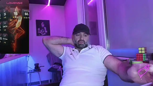 Snapshot of MAGABEAR077 chatting on October 2025 07:13:01 PM MAGABEAR077 online show from October 2025 07:13:01 PM