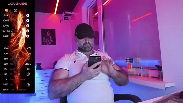 MAGABEAR077 online show from May 2026 04:09:02 AM