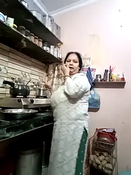 Kavya kapoor online show from February 2026 03:25:02 AM