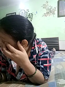 Kavya kapoor online show from April 2026 05:30:01 AM