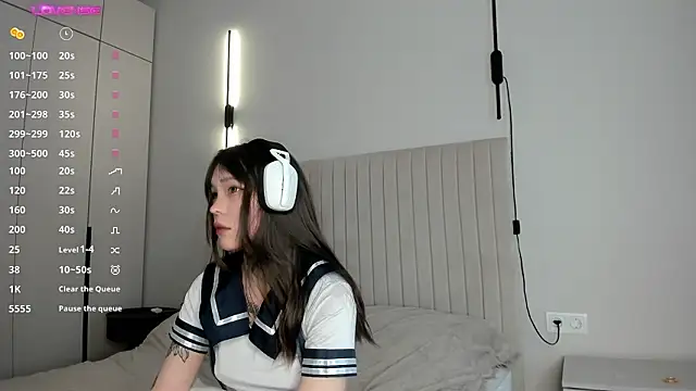 Dark Ester online show from February 2026 08:35:02 AM