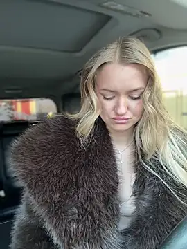 Devill Angel  online show from February 2026 10:14:02 AM