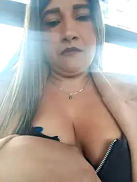 Hannahcandyy online show from February 2026 01:37:01 PM