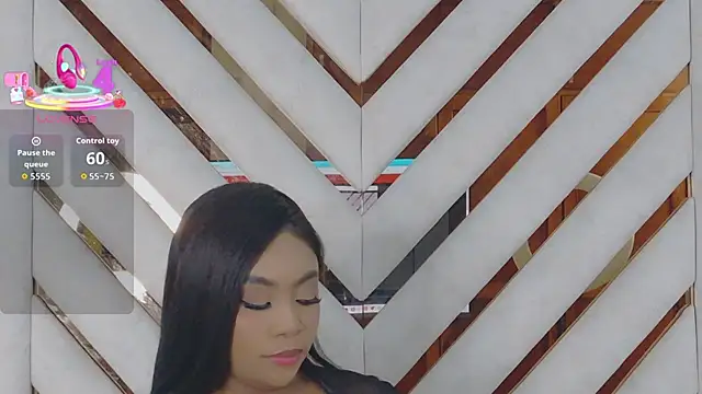 Snapshot of Lola_King chatting on April 2026 06:28:01 AM Lola King online show from April 2026 06:28:01 AM