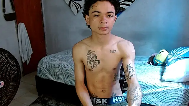 Lovebeng  online show from October 2025 02:27:02 PM