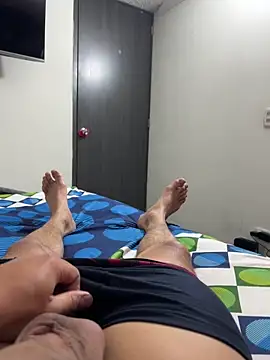 ZMalco2Hend8 online show from April 2026 03:36:01 PM