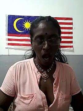 mamakarma1403 online show from October 2025 06:39:01 PM