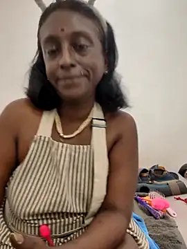 mamakarma1403 online show from February 2026 07:37:01 AM