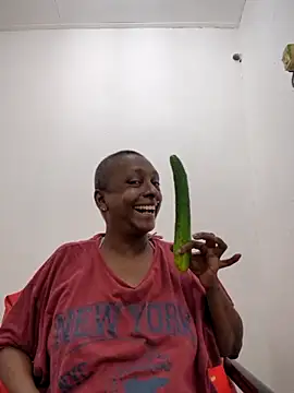 mamakarma1403 online show from June 2026 01:02:02 PM
