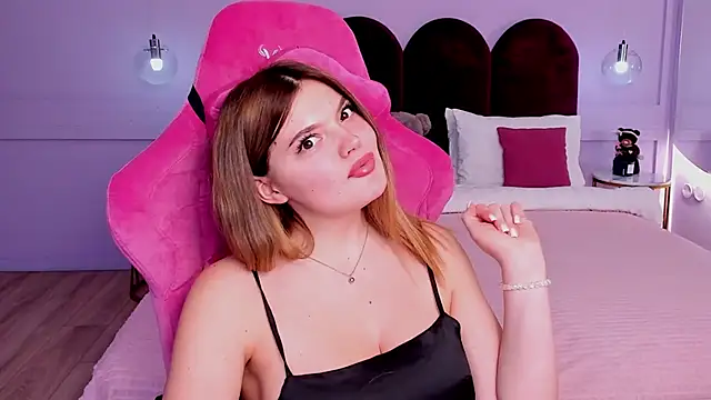 ZaraBloom online show from January 2025 08:25:01 PM