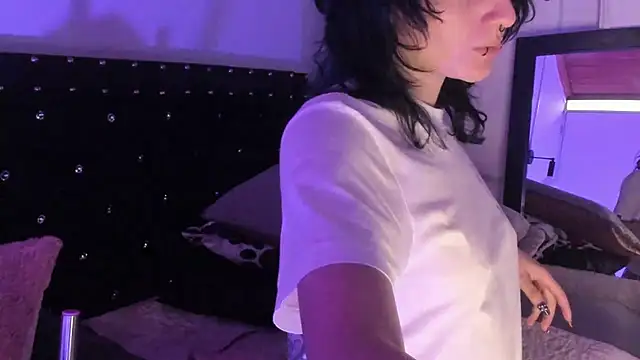 Snapshot of Ghosty_Doll chatting on November 2025 08:19:02 PM Ghosty Doll online show from November 2025 08:19:02 PM