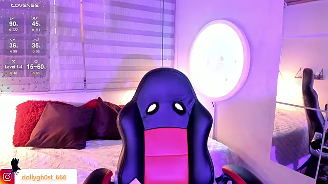 Snapshot of Ghosty_Doll chatting on April 2026 08:20:02 PM Ghosty Doll online show from April 2026 08:20:02 PM