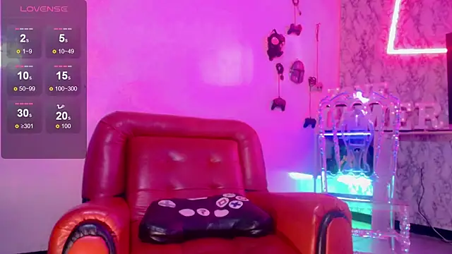 nicol gill  online show from May 2026 11:17:02 AM
